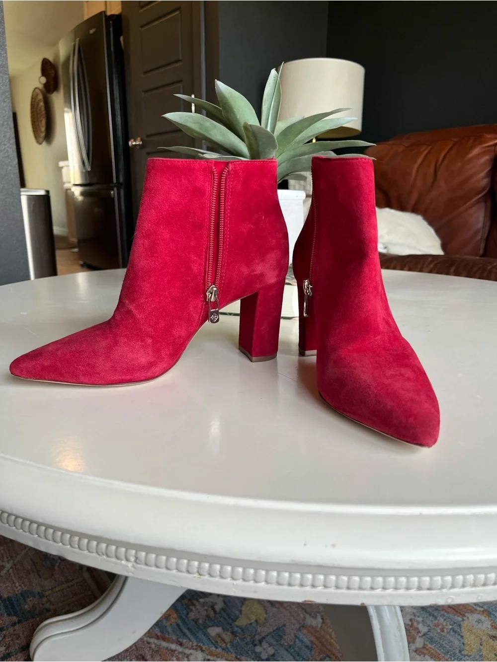 🌹 Antonio Melani Red Suede Pointed Toe Booties 🌹 - size 6